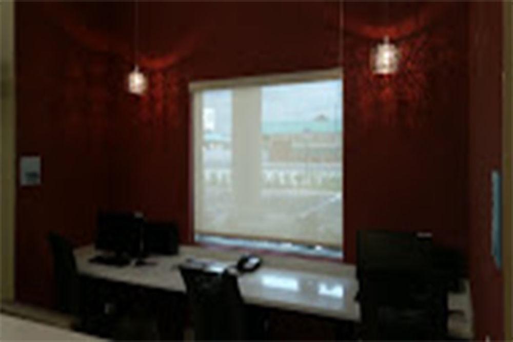 Holiday Inn Express & Suites Lantana By Ihg Экстерьер фото
