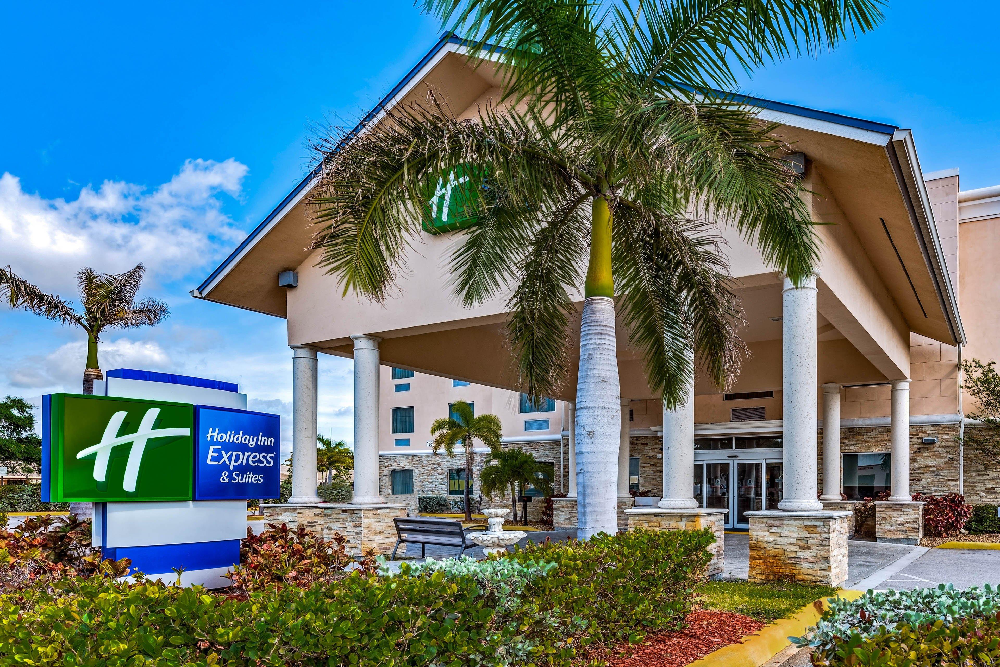 Holiday Inn Express & Suites Lantana By Ihg Экстерьер фото