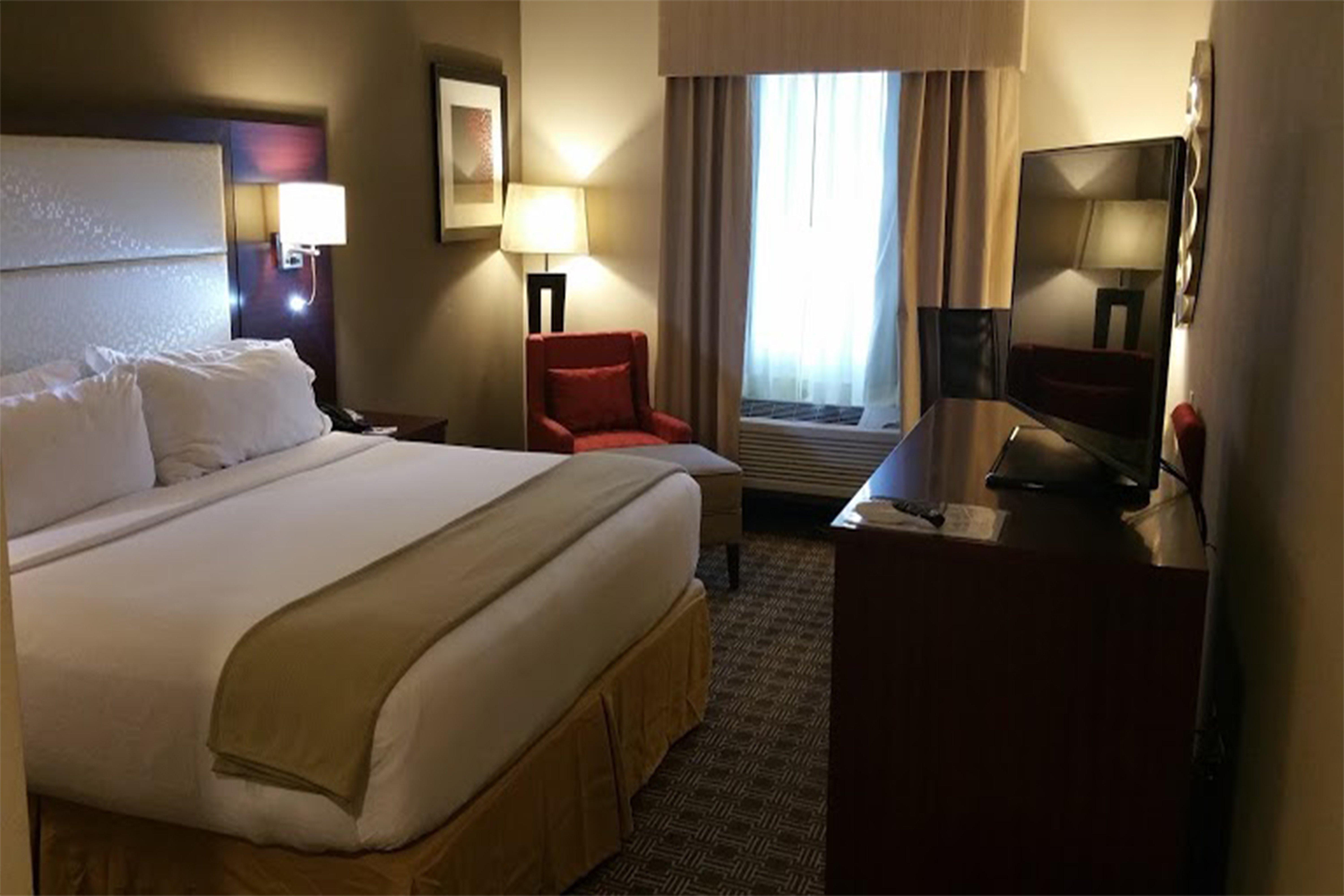 Holiday Inn Express & Suites Lantana By Ihg Экстерьер фото