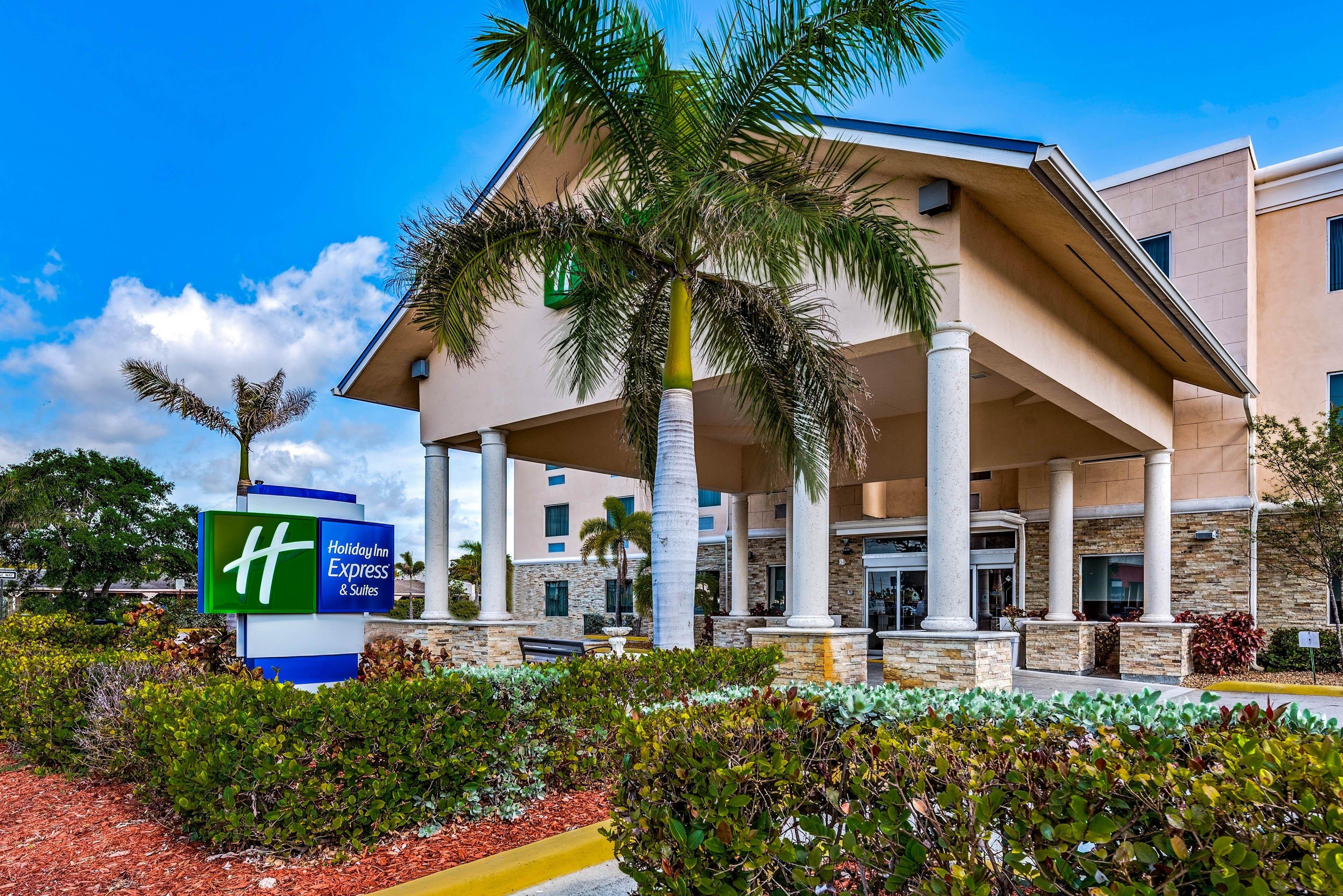Holiday Inn Express & Suites Lantana By Ihg Экстерьер фото